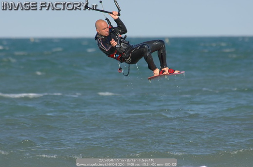 2005-05-07 Rimini - Bunker - Kitesurf 16